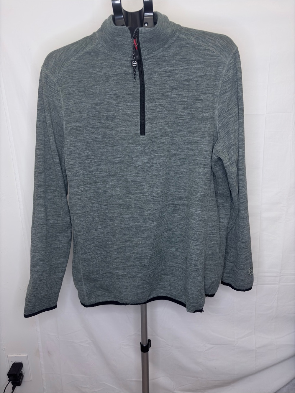 Avalanche Men's Heathered Gray Half-Zip Pullover